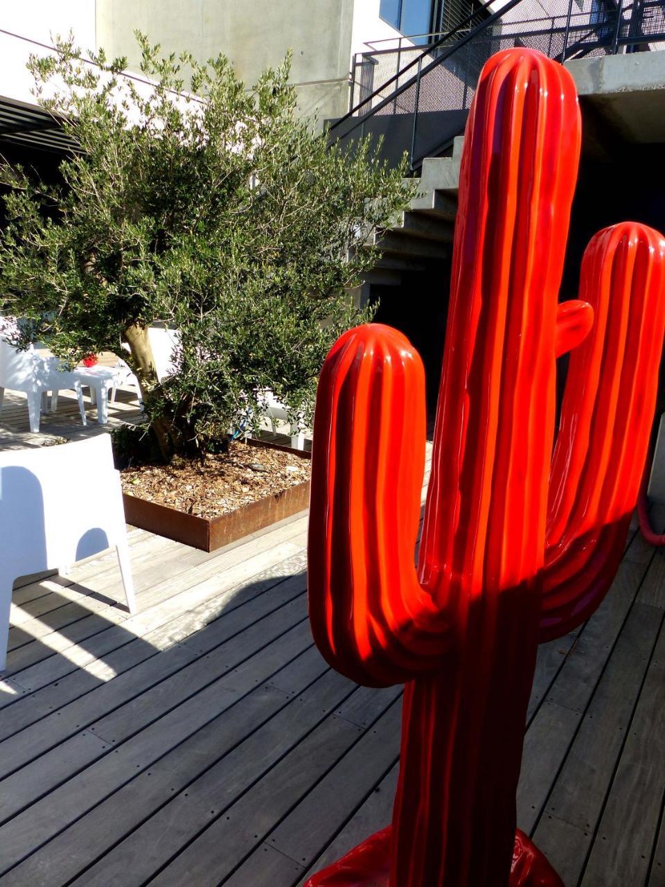 Le B Complexe Hotel Lozanne Exterior foto